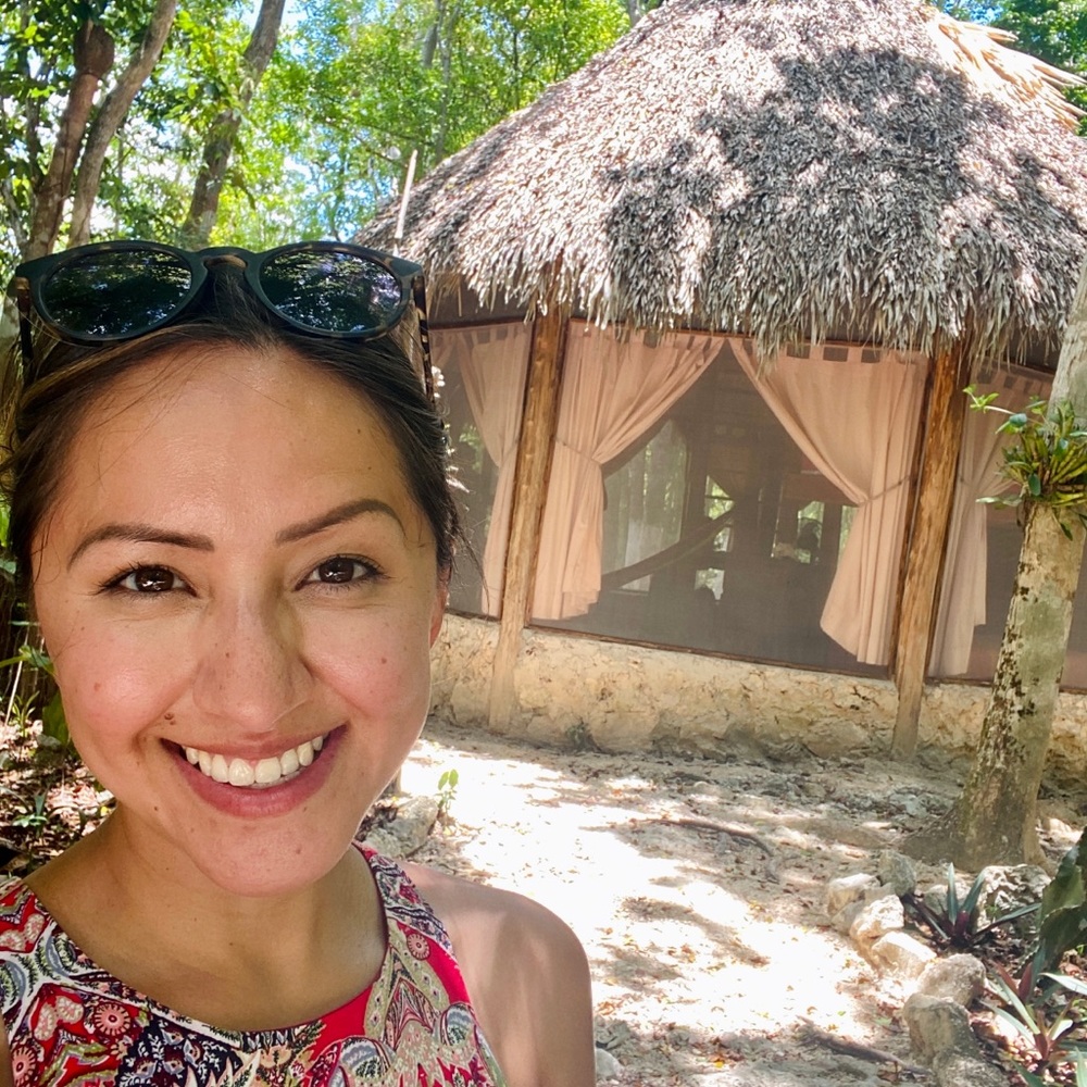 Meet your Posher, Alicia